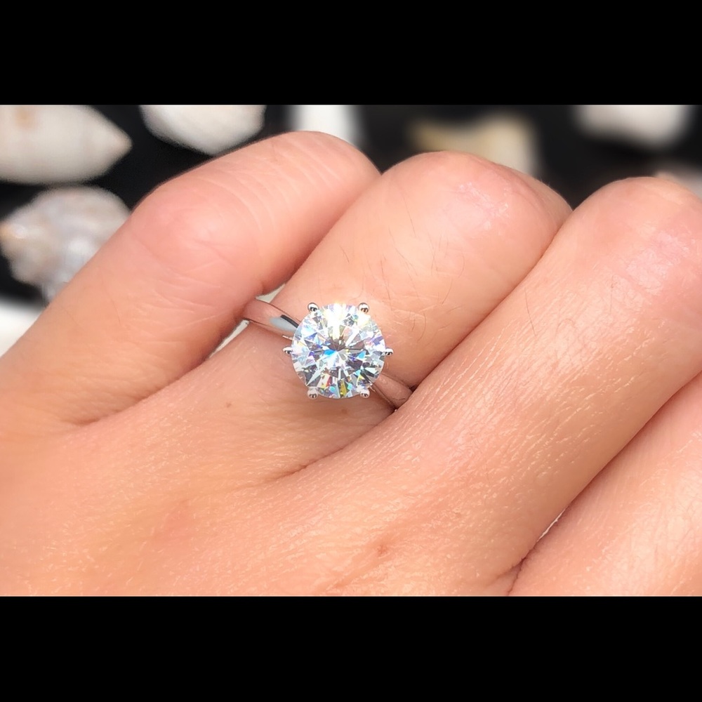 2ct moissanite 14k white gold ring with Certificate